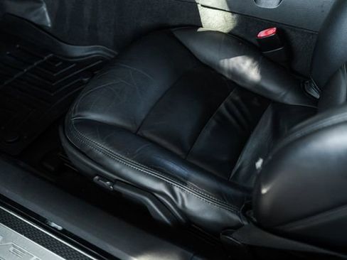 Used 2010 Chevrolet Corvette Coupe w/ 1LT image 53