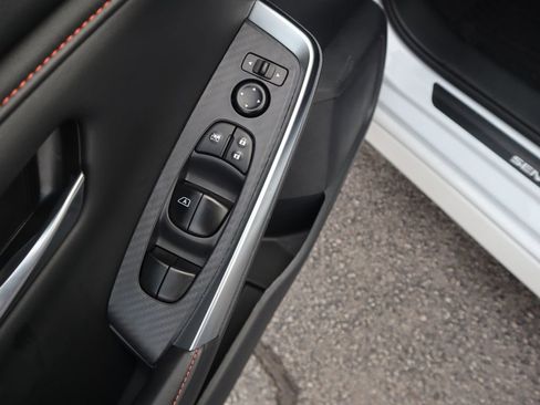 Used 2025 Nissan Sentra SR w/ Lighting Package image 18