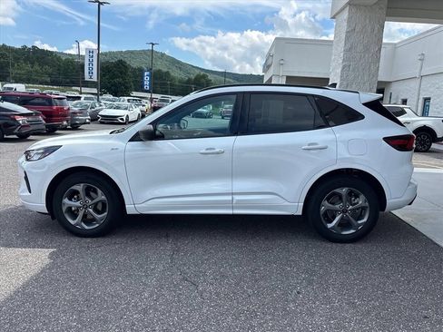 Used 2023 Ford Escape ST-Line w/ Tech Pack #1 AWD/4WD image 24
