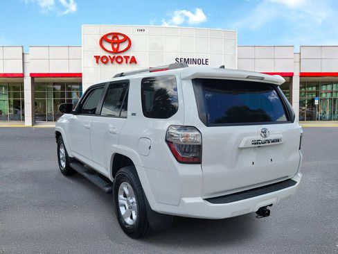 Used 2023 Toyota 4Runner SR5 Premium w/ Moonroof Package RWD image 4