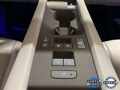 Used 2025 Hyundai Ioniq 6 SEL image 48