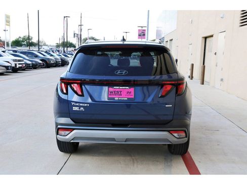 Certified 2025 Hyundai Tucson SEL image 8