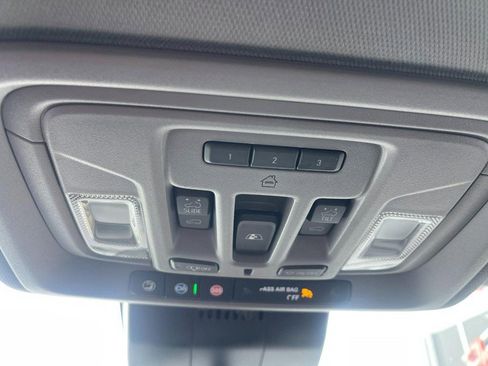 Used 2023 GMC Sierra 1500 Denali w/ Denali Reserve Package image 30