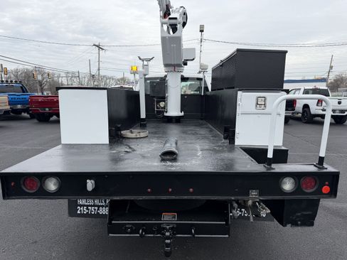 Used 2017 Ford F550 2WD Regular Cab Super Duty w/ Snow Plow Prep Package image 6