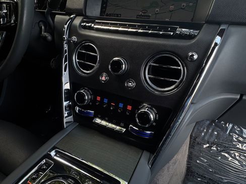 Used 2020 Rolls-Royce Cullinan 335K MSRP!! image 36