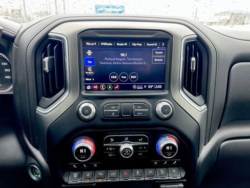 Used 2022 GMC Sierra 3500 Denali image 13