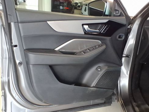 Used 2024 Acura MDX SH-AWD w/ Technology Package image 10