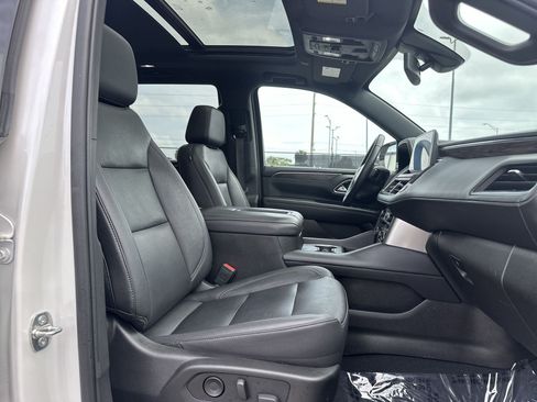 Used 2021 Chevrolet Tahoe LT w/ LT Signature Plus Package RWD image 24