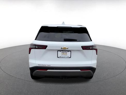 Used 2025 Chevrolet Equinox LT image 12