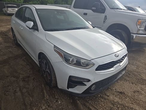 Used 2021 Kia Forte LXS FWD image 4