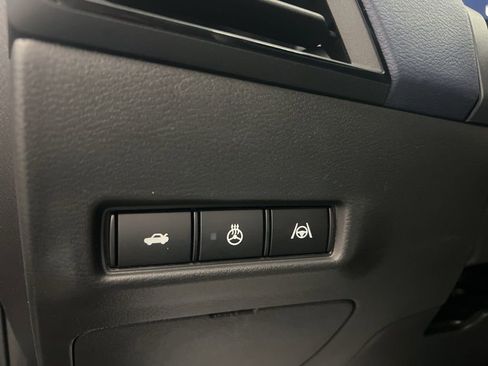 New 2026 Nissan Sentra SL w/ Floor Mat Package FWD image 44