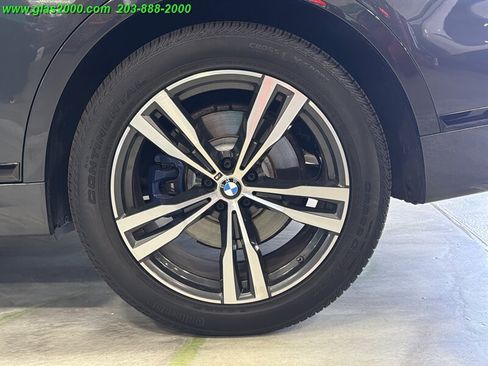 Used 2019 BMW X7 xDrive50i w/ Dynamic Handling Package AWD/4WD image 22