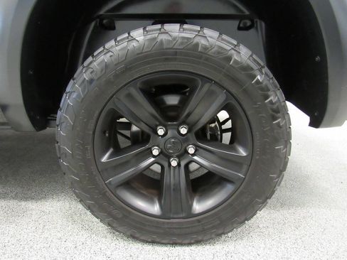 Used 2022 RAM 1500 Classic Warlock w/ Electronics Group AWD/4WD image 11