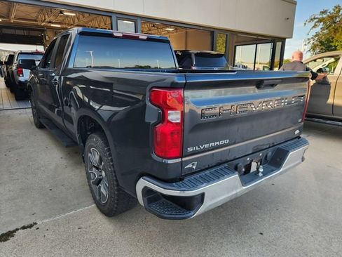 Used 2020 Chevrolet Silverado 1500 LT RWD image 4