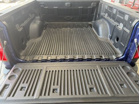 Used 2016 Chevrolet Colorado LT w/ LT Convenience Package RWD image 6