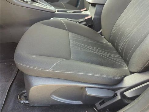 Used 2016 Ford Focus SE FWD image 11