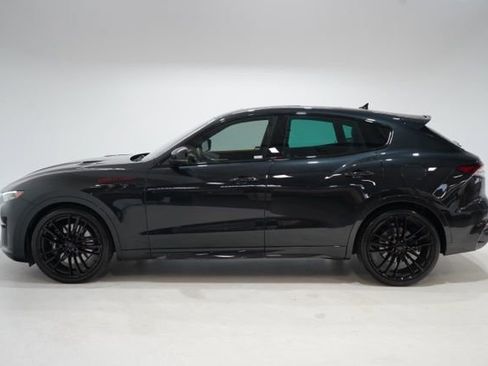 Used 2024 Maserati Levante Trofeo AWD/4WD image 4