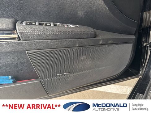Used 2011 Mercedes-Benz S 550 4MATIC image 11