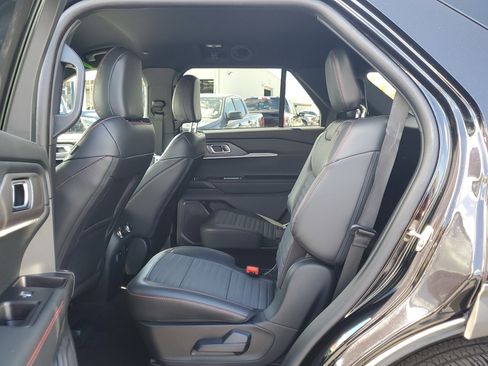 Certified 2025 Ford Explorer ST-Line w/ Premium Package image 13