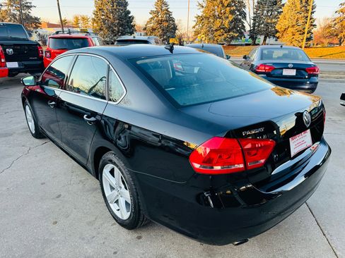 Used 2015 Volkswagen Passat 1.8T SE image 5