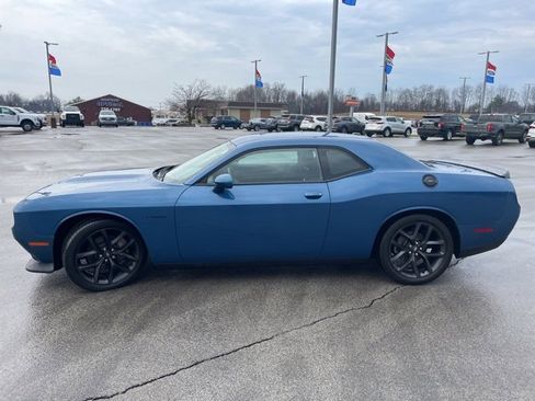 Used 2021 Dodge Challenger R/T w/ Blacktop Package image 5