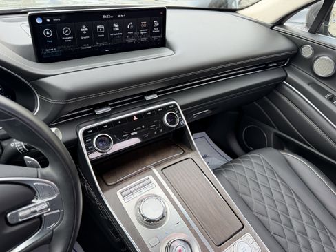 Used 2023 Genesis GV80 3.5T AWD/4WD image 18