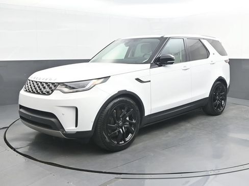 Used 2025 Land Rover Discovery S AWD/4WD image 1