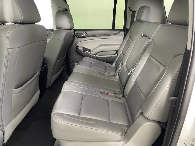 Used 2020 Chevrolet Suburban LT AWD/4WD image 16