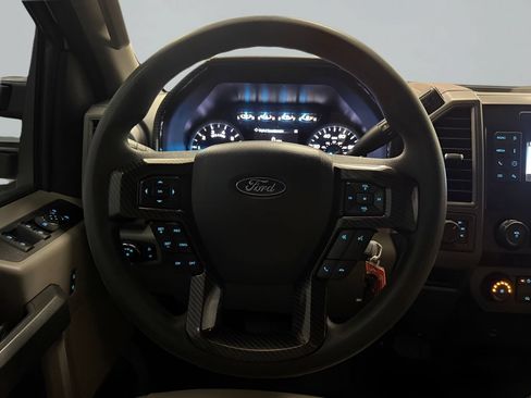 Used 2020 Ford F250 XL w/ Power Equipment Group AWD/4WD image 17