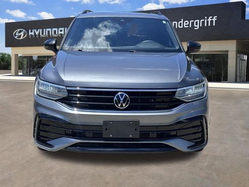 Used 2023 Volkswagen Tiguan SE R-Line FWD image 7