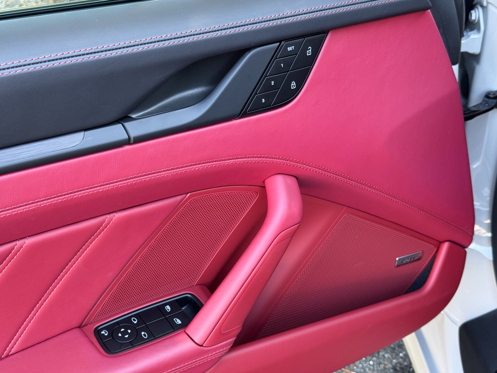 Used 2023 Porsche 911 GT3 RS image 27