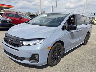 Used 2025 Honda Odyssey Sport-L video 1