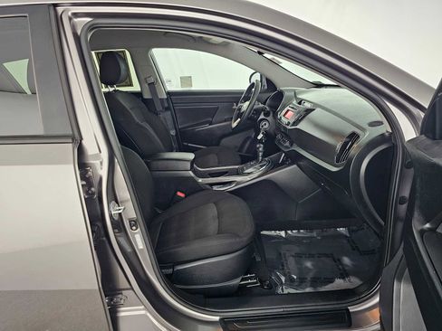 Used 2011 Kia Sportage LX w/ Convenience Pkg image 10