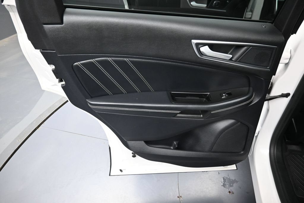 Used 2019 Ford Edge ST w/ Equipment Group 401A AWD/4WD image 29