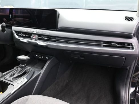 Used 2025 Kia K4 EX FWD image 33
