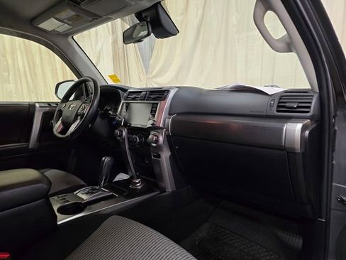 Used 2021 Toyota 4Runner SR5 image 36