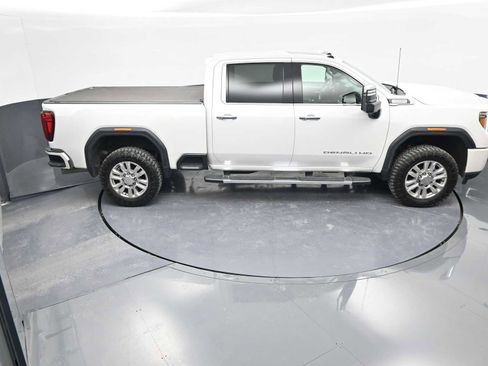Used 2022 GMC Sierra 2500 Denali w/ Denali Ultimate Package image 17