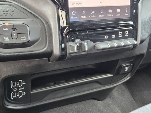 Used 2026 RAM 2500 Laramie AWD/4WD image 58