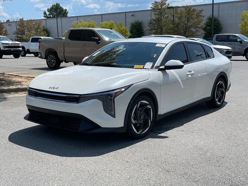 Used 2025 Kia K4 EX FWD image 3