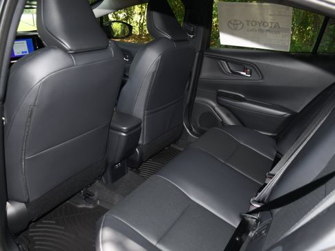 New 2026 Toyota Prius FWD image 8