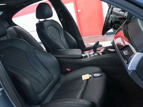 Used 2022 BMW 530i w/ M Sport Package RWD image 30