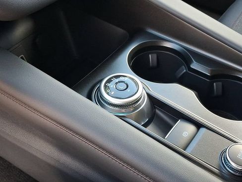 New 2026 Ford Explorer Active AWD/4WD image 15