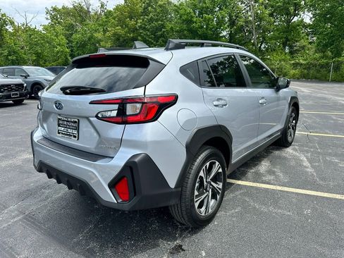 Used 2025 Subaru Crosstrek 2.0i Premium w/ Crosstrek Mirror Package AWD/4WD image 4