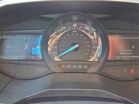 Used 2020 Ford Edge Titanium image 29