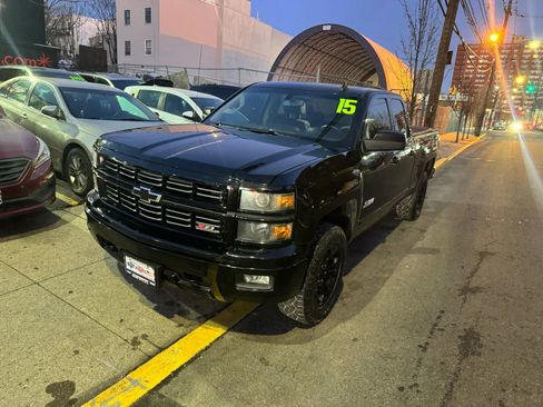 Used 2015 Chevrolet Silverado 1500 LT w/ Midnight Edition image 3