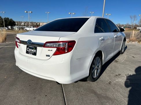 Used 2012 Toyota Camry Hybrid image 8