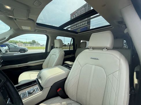 Used 2021 Ford Expedition Max Platinum AWD/4WD image 13