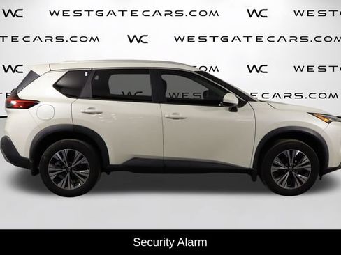 Used 2023 Nissan Rogue SV w/ SV Premium B Package FWD image 5