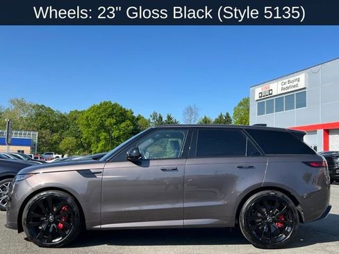 Used 2025 Land Rover Range Rover Sport Dynamic SE AWD/4WD image 13