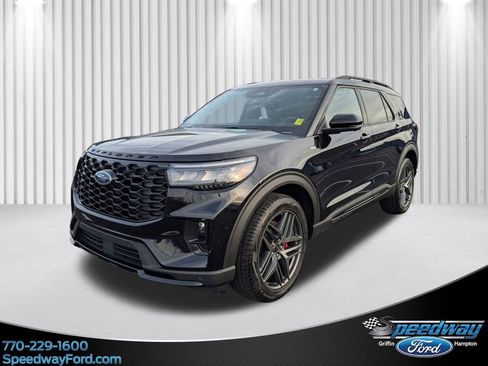 Certified 2025 Ford Explorer ST-Line w/ Premium Package image 1